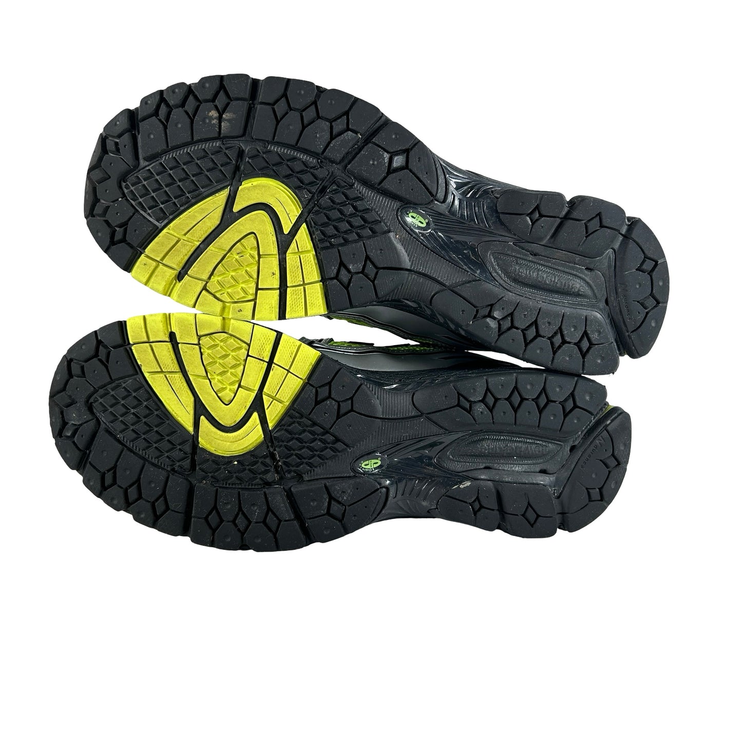 M1906RCG New Balance 1906R Volt Black [USED] - 11 M (Used)