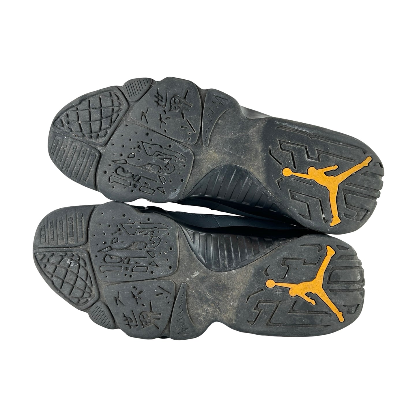 CT8019 070 Jordan 9 Retro Dark Charcoal University Gold [USED] - 10.5 M (Used)