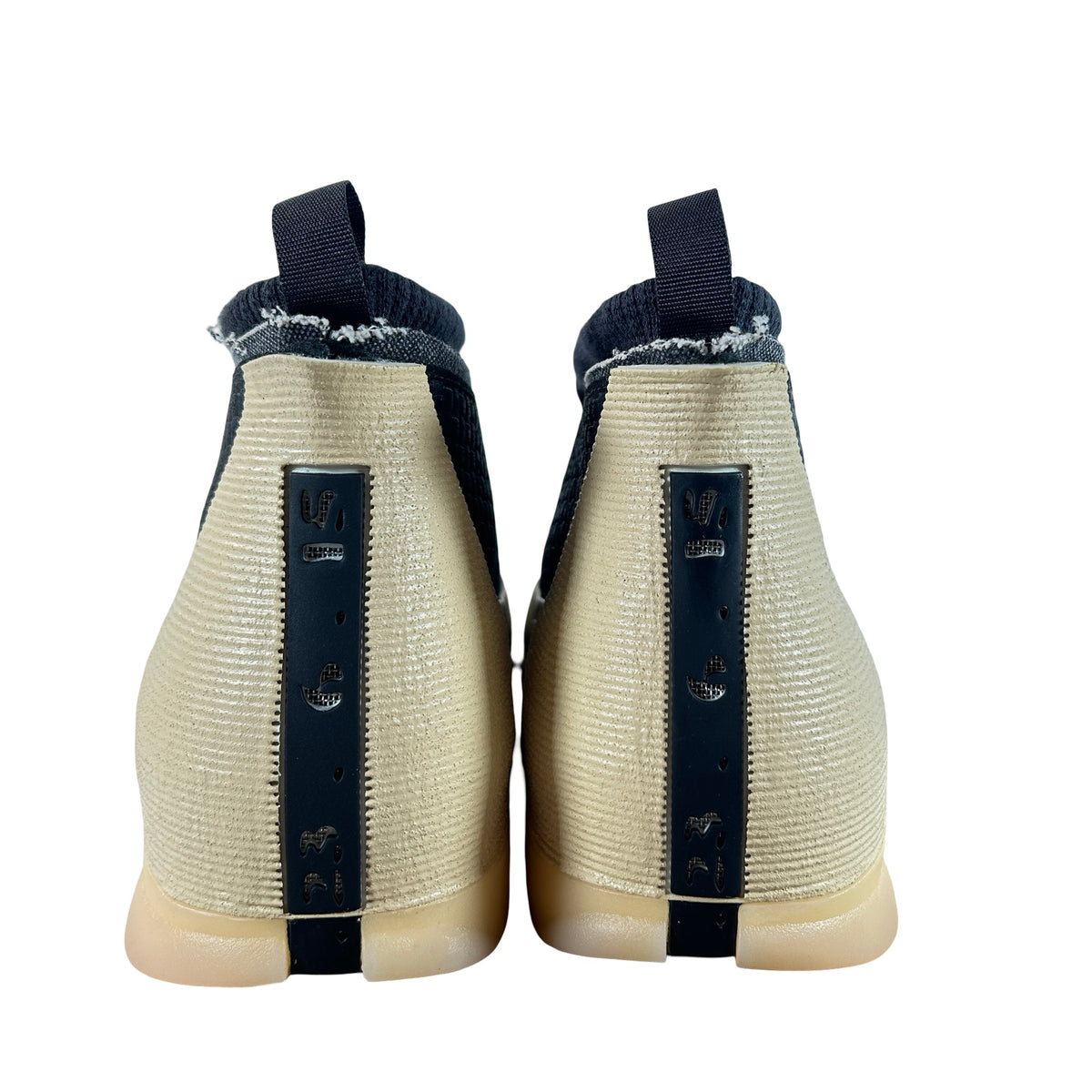 IV7637 100 Jordan 15-23RE Black Muslin [USED] - 12 M (Used)