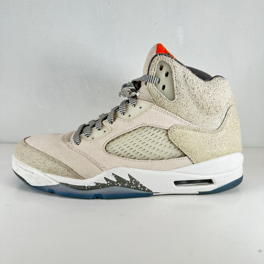 FD9222 180 Jordan 5 Retro SE Craft Light Orewood Brown [USED] - 12 M (Used)