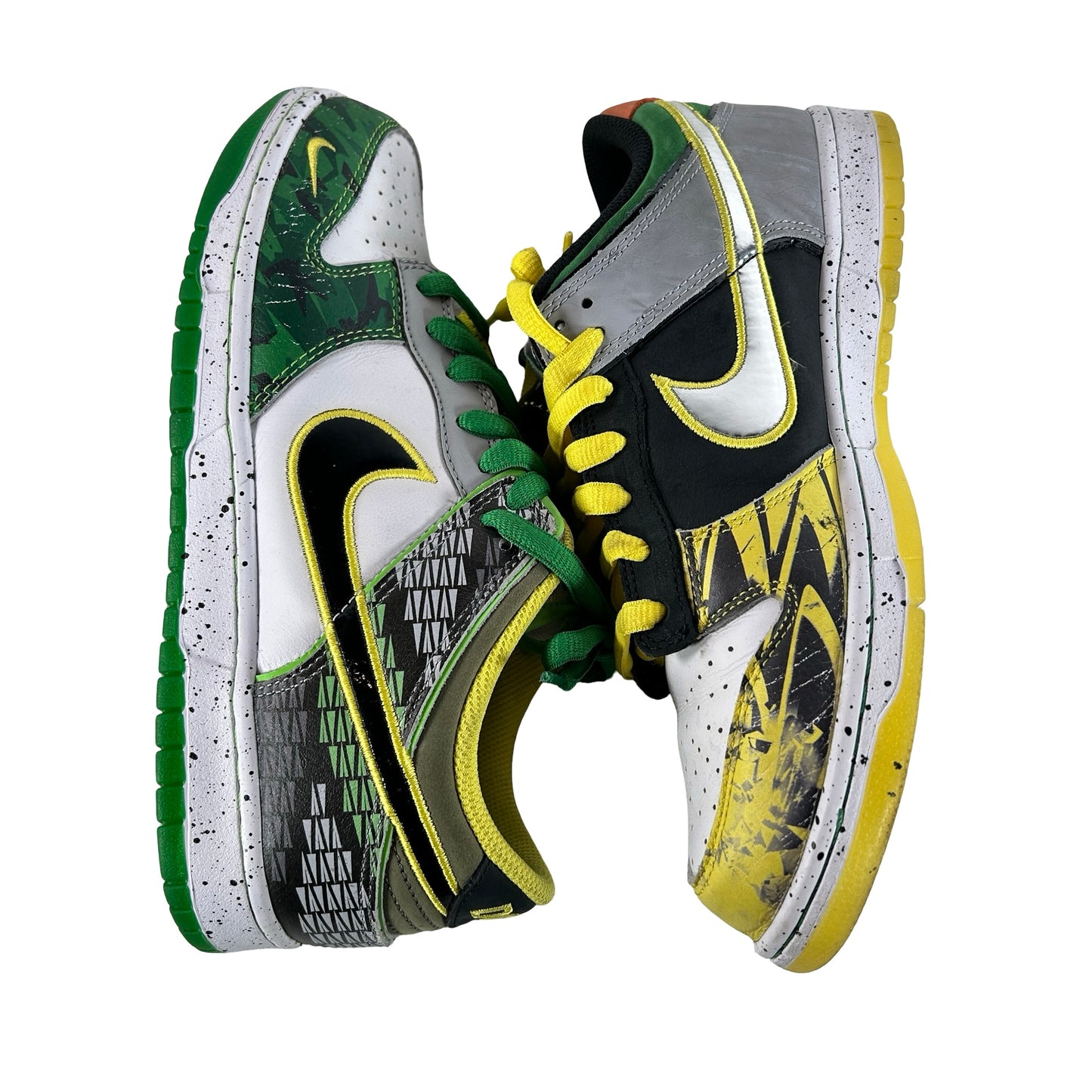 HV1454 100  Nike Dunk Low What the Duck Away University of Oregon PE [USED] - 8.5 M (Used)