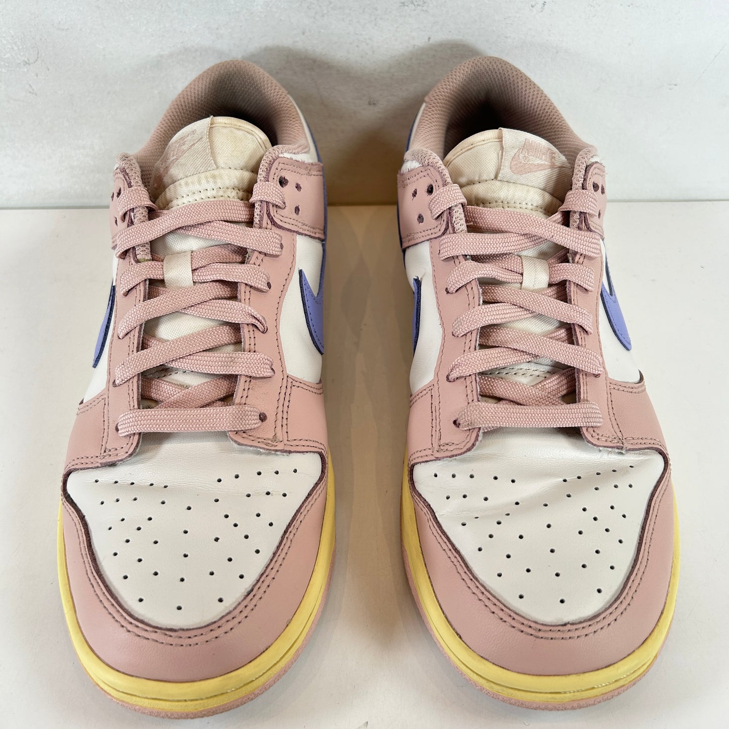 DD1503 601 Nike Dunk Low Pink Oxford [USED] - 10 W (Used)