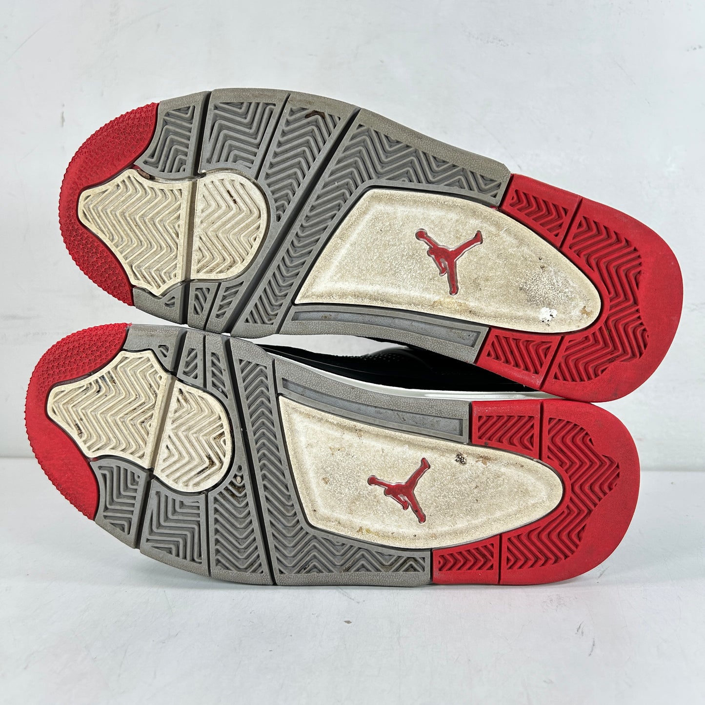408452 060 Jordan 4 Retro Bred (2019) (GS) [USED] - 6 Y (Used) (No Box)