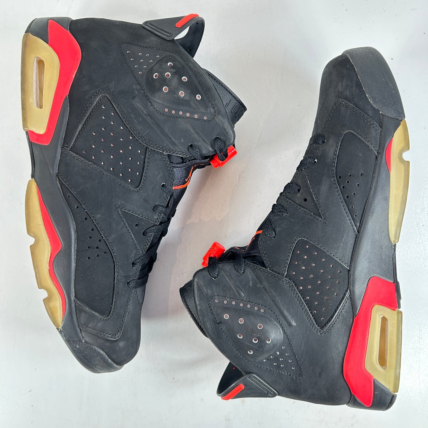 384664 023 Jordan 6 Retro Infrarrojo Negro (2014)