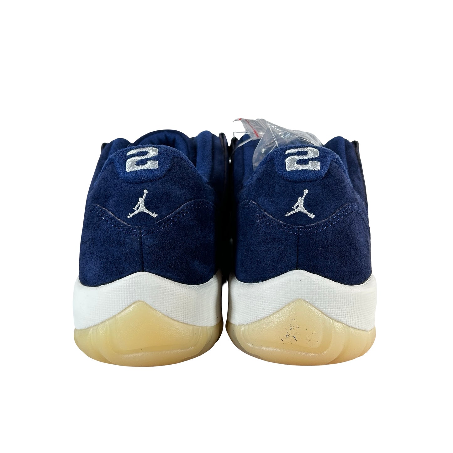 AV2187 441 Jordan 11 Retro Low Derek Jeter RE2PECT - 9.5 M (Yellowing)