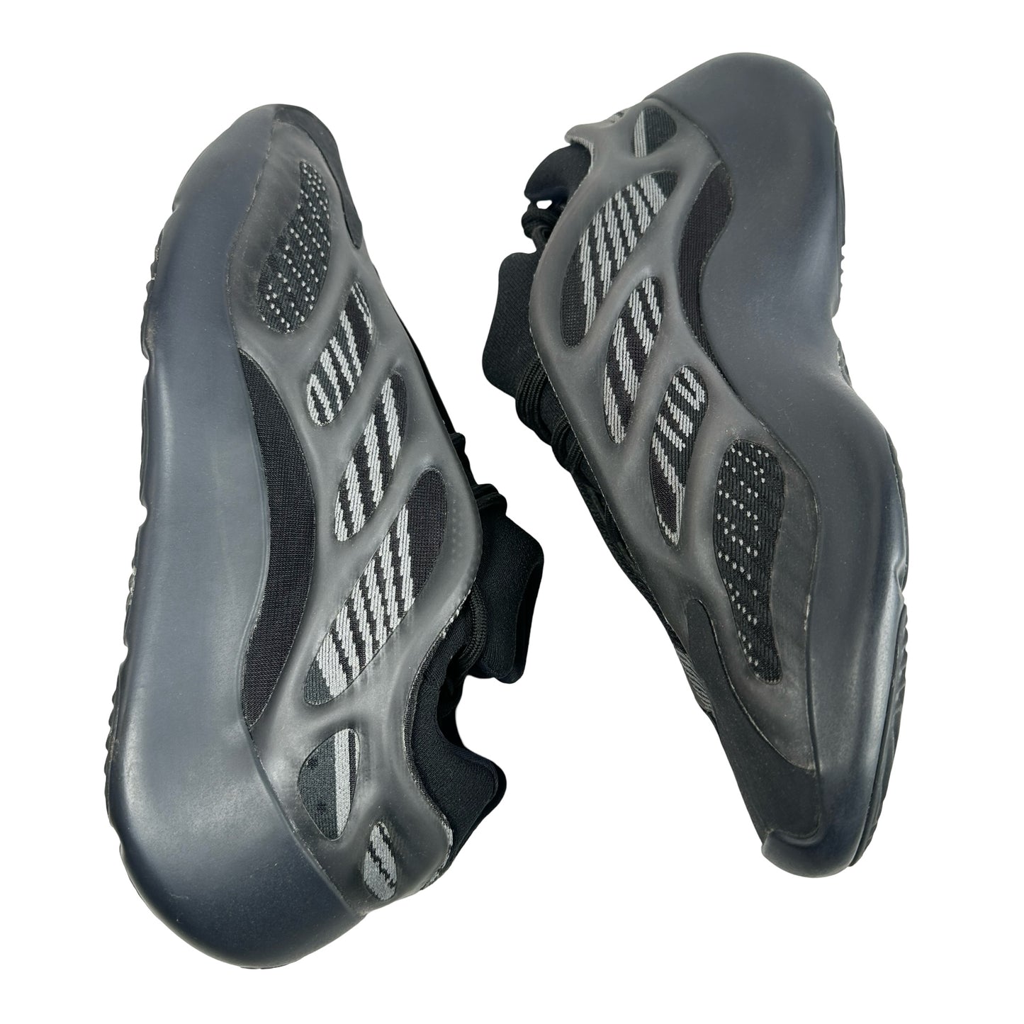 H67799 adidas Yeezy 700 V3 Alvah [USED] - 10.5 M (Used)