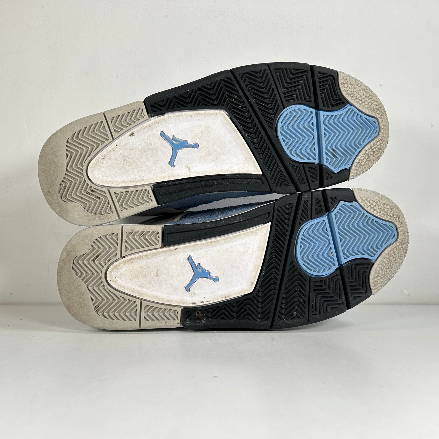 CT8527 400 Jordan 4 University Blue [USED] - 9.5 M (Used3)