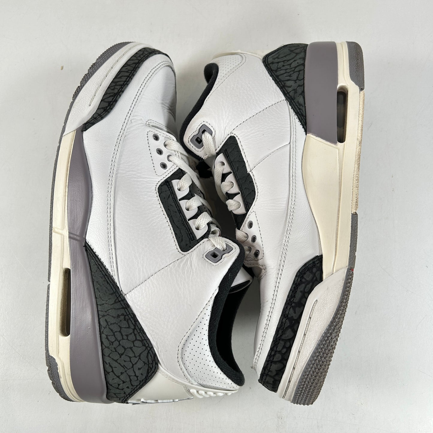 CT8532 106 Jordan 3 Retro Cement Grey [USED] - 9 M (Used) (No Box)