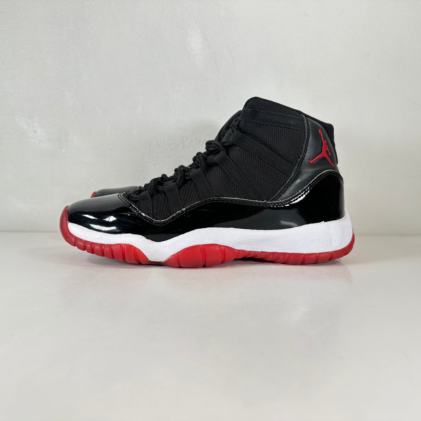 378038 061 Jordan 11 Retro Playoffs Bred (2019) (GS) [USED] - 5 Y (Used) (No Box)