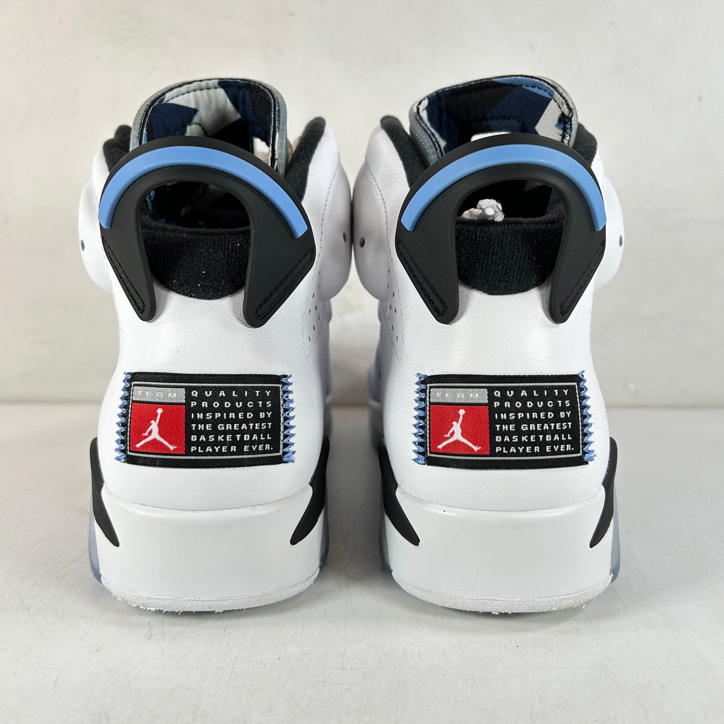 CT8529 410 Jordan 6 Retro UNC White [USED] - 9 M (Used2)