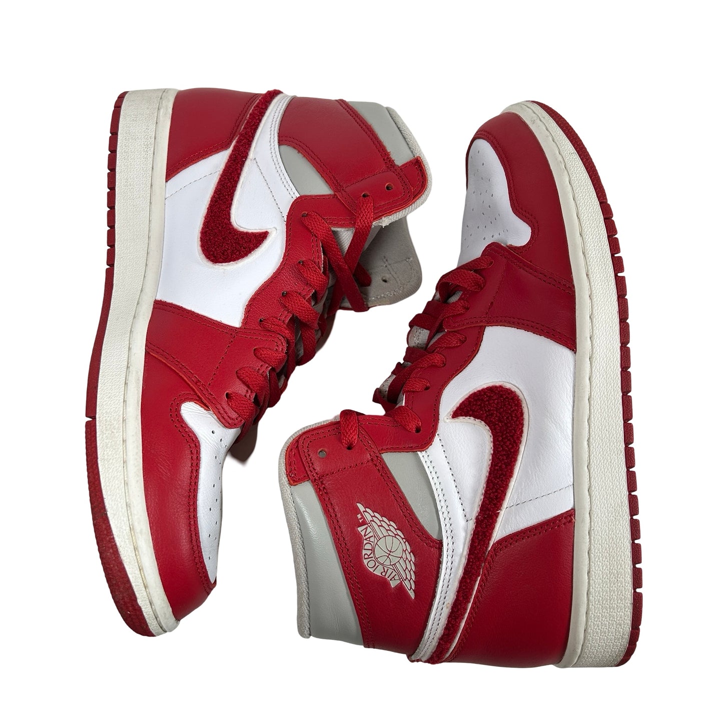 DJ4891 061 Jordan 1 Retro High OG Varsity Red (W) [USED] - 10 W (Used) (No Box)