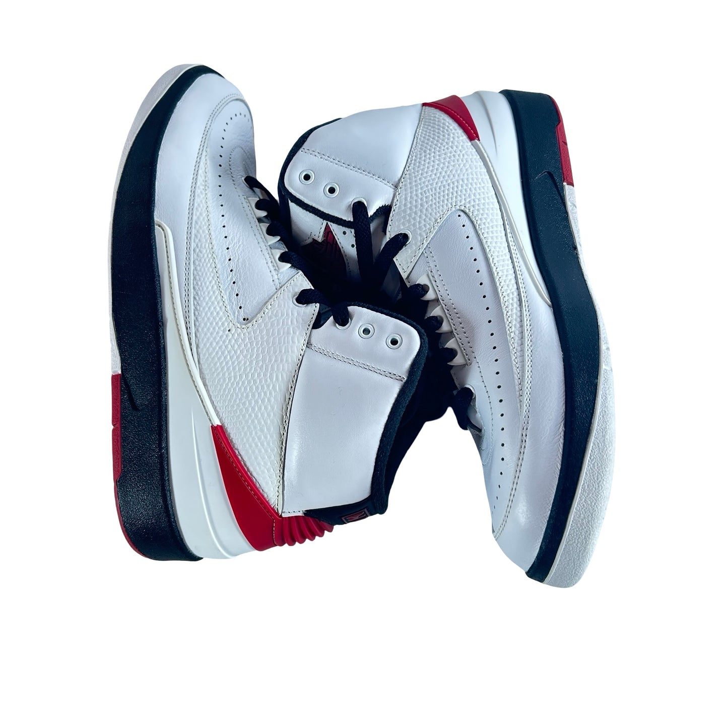 DX2454 106 Jordan 2 Retro OG Chicago (2022) [USED] - 8.5 M (Used) (Replace Box)