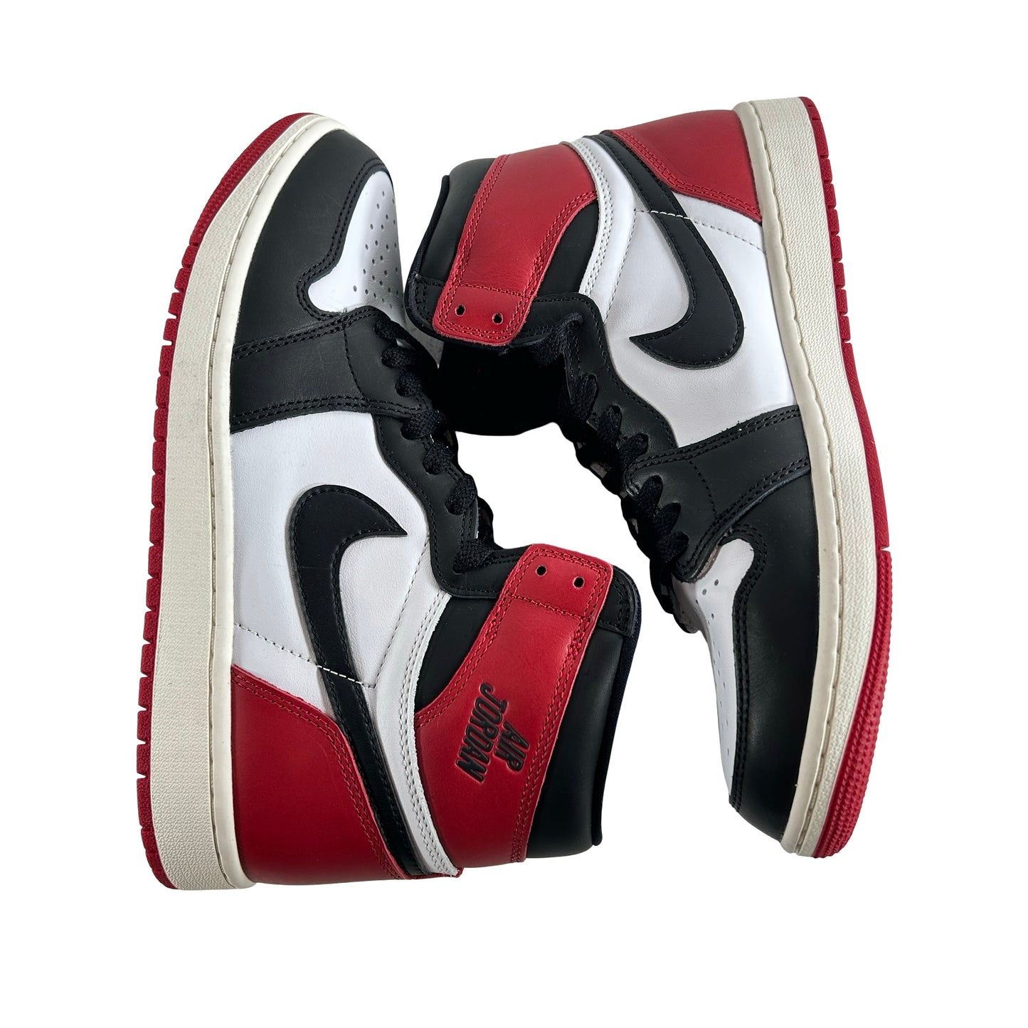 DZ5485 106 Jordan 1 Retro High OG Black Toe Reimagined [USED] - 9.5 M (Used7)