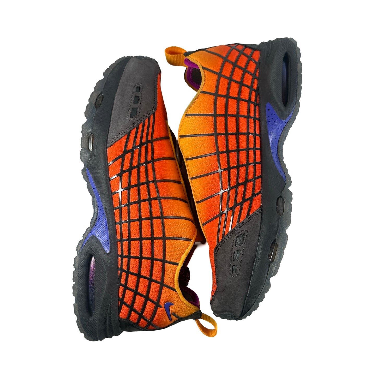 HF3286 700 Nike Air Max Sunder SP Kids of Immigrants Sunrise [USED] - 11 M (Used)