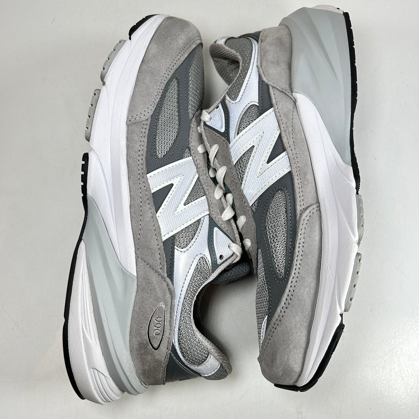 M990GL6 New Balance 990v6 MiUSA Grey [USED] - 11 M (Used)