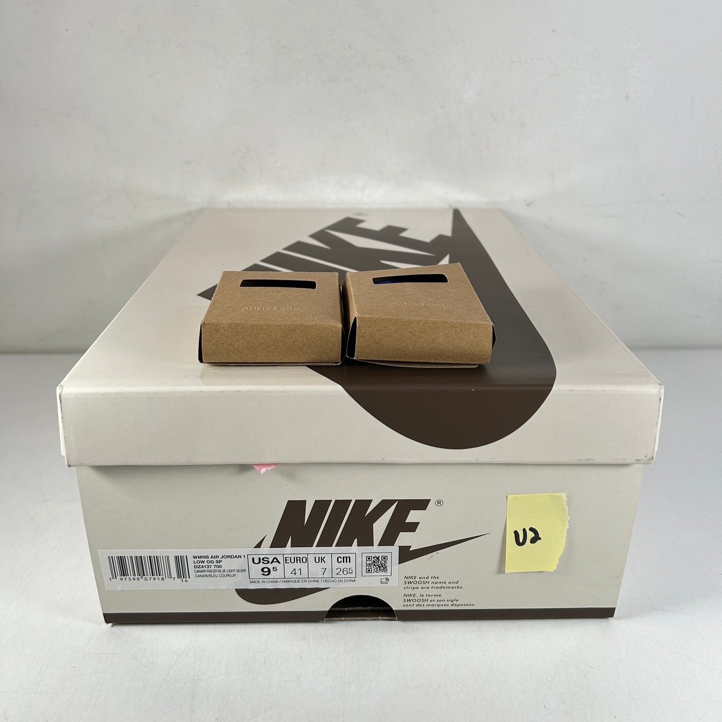 DZ4137 700 Jordan 1 Retro Low OG SP Travis Scott Canary (Women's) [USED] - 9.5 W (Used2)