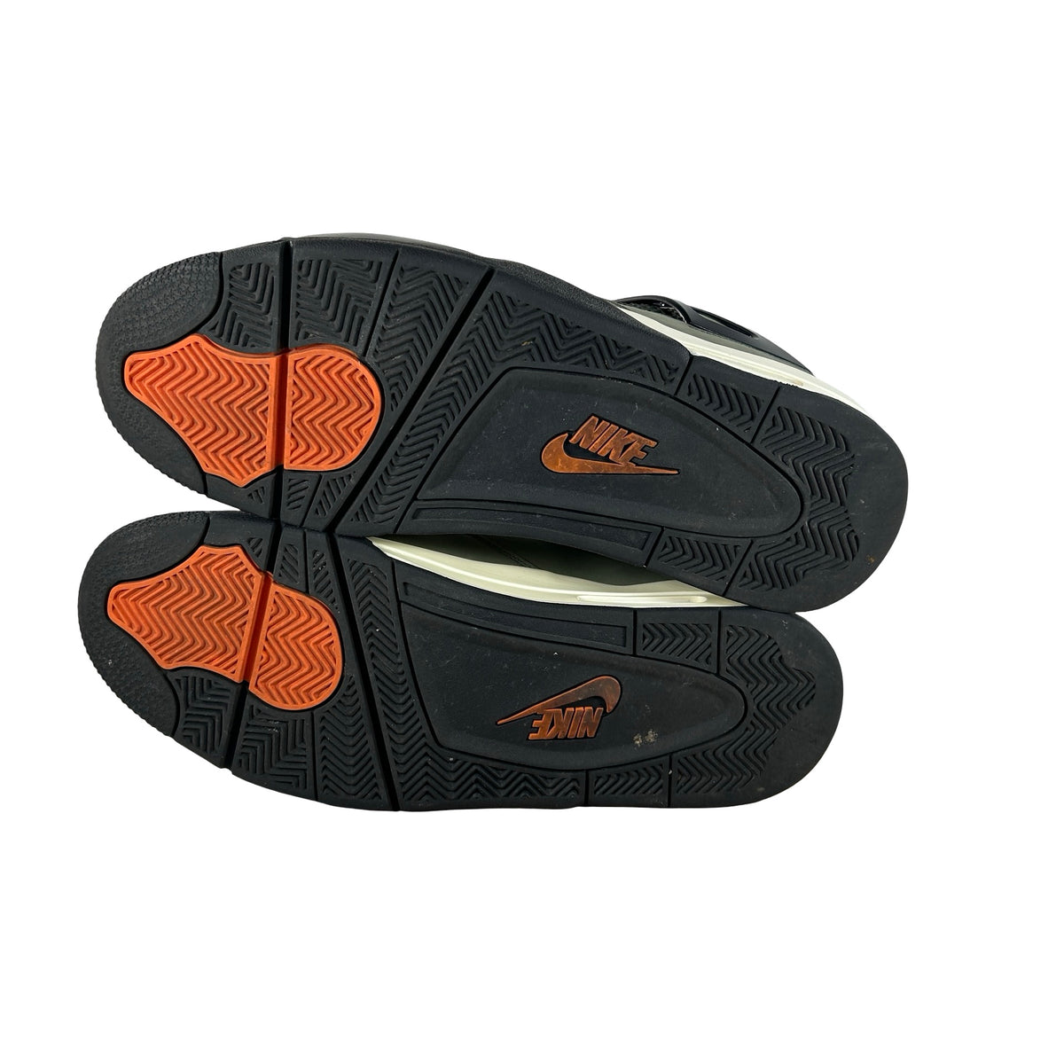 IB1519 200 Jordan 4 Retro OG SP Undefeated (2025) [USED] - 12 M (Used9)