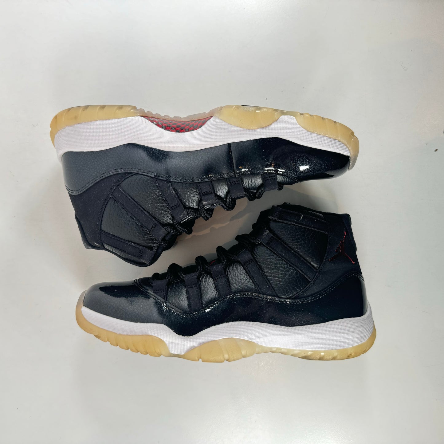378037 002 Jordan 11 Retro 72-10 [USED] - 8 M (Used)