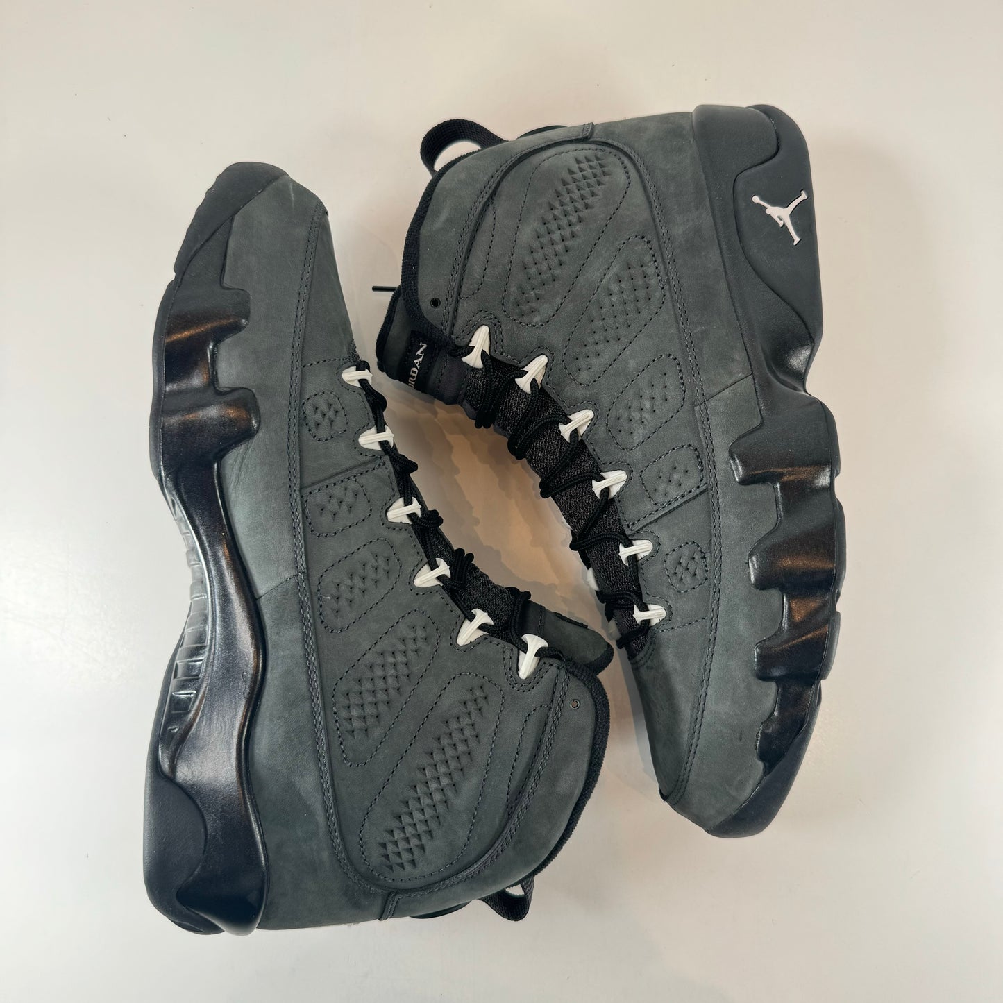 302370 013 Jordan 9 Retro Anthracite [USED] - 9.5 M (Used) (No Box)