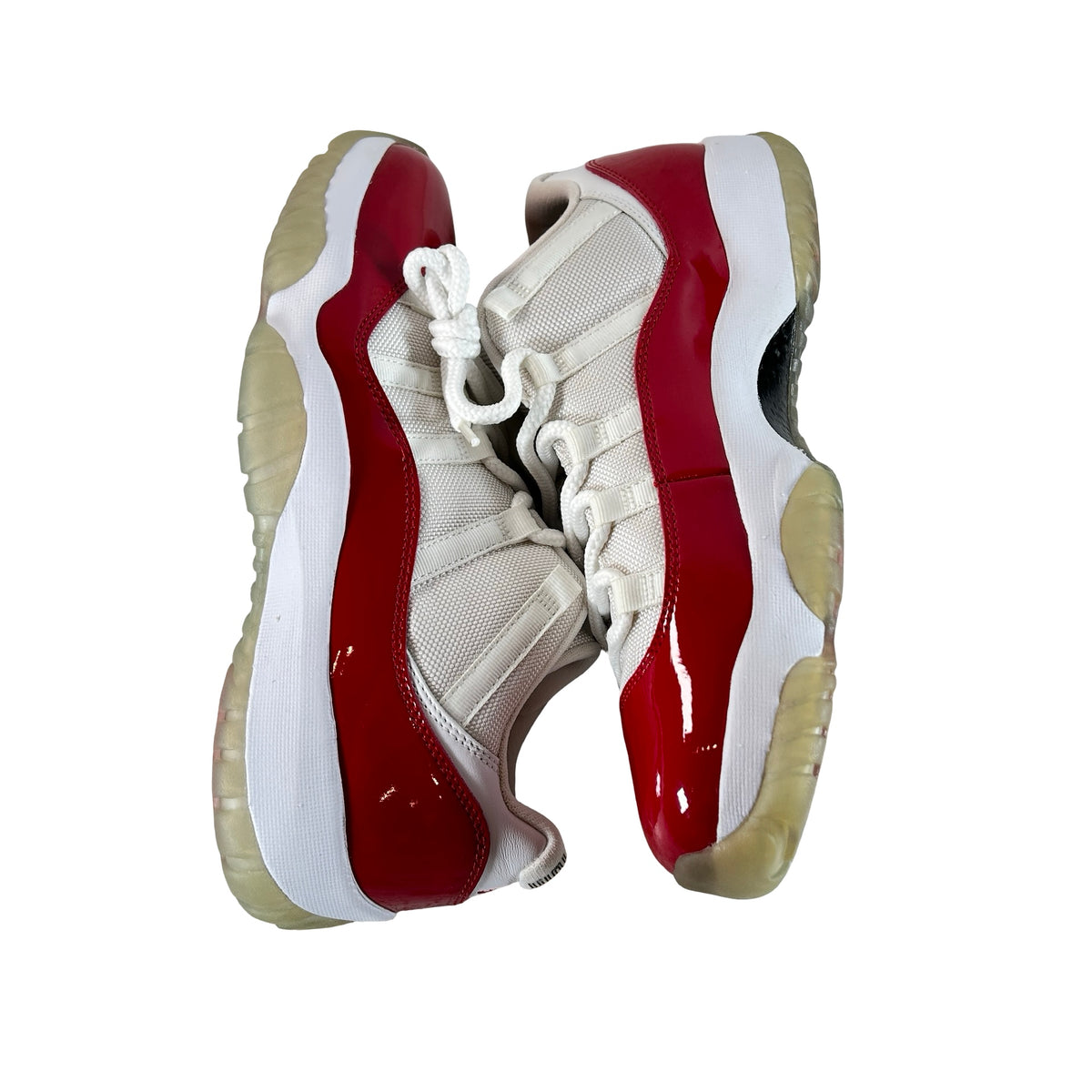 528895 102 Jordan 11 Retro Low Cherry (2016) - 10 M (Yellowing Soles)