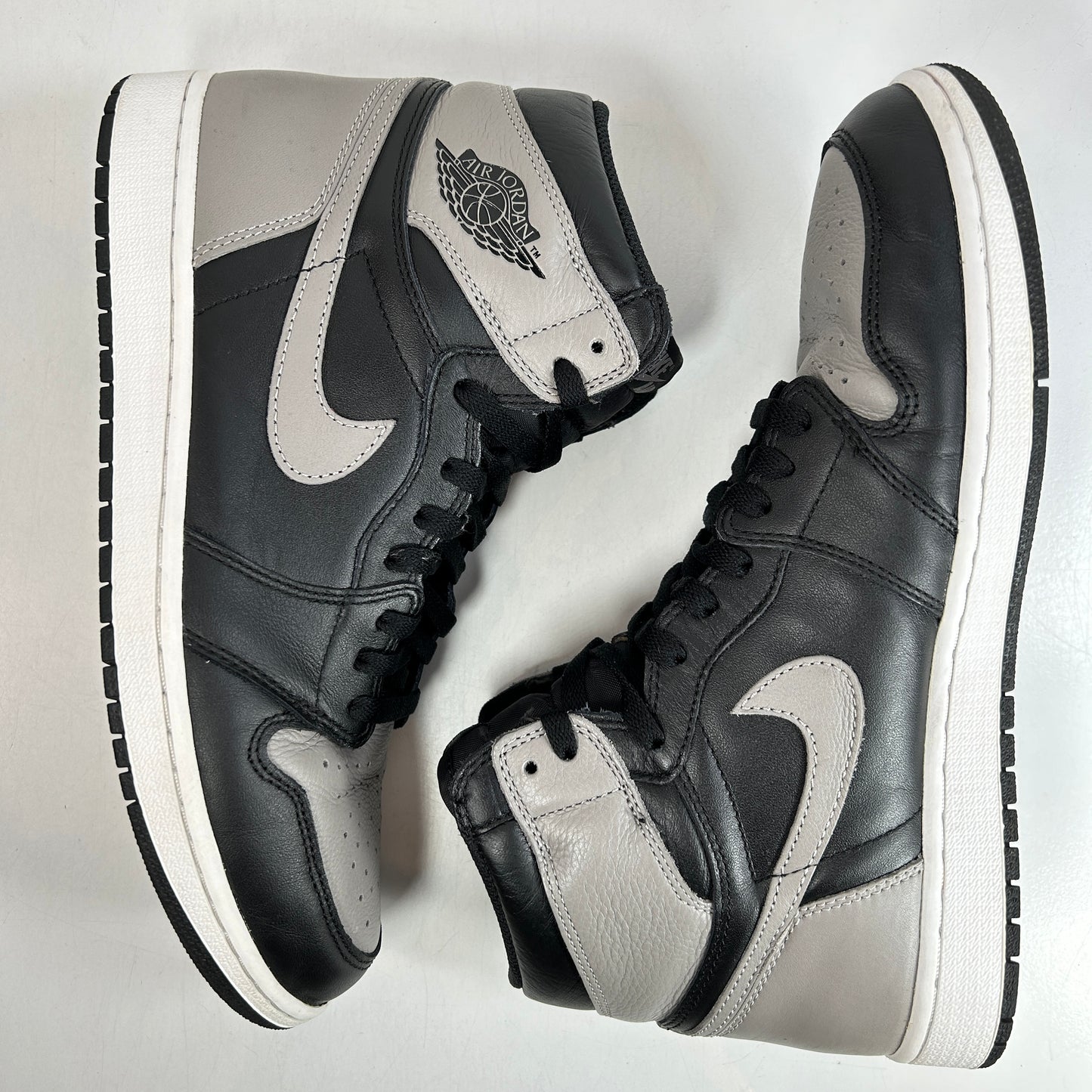 555088 013 Jordan 1 Shadow (2018) [USED] - 11 M (Used4)