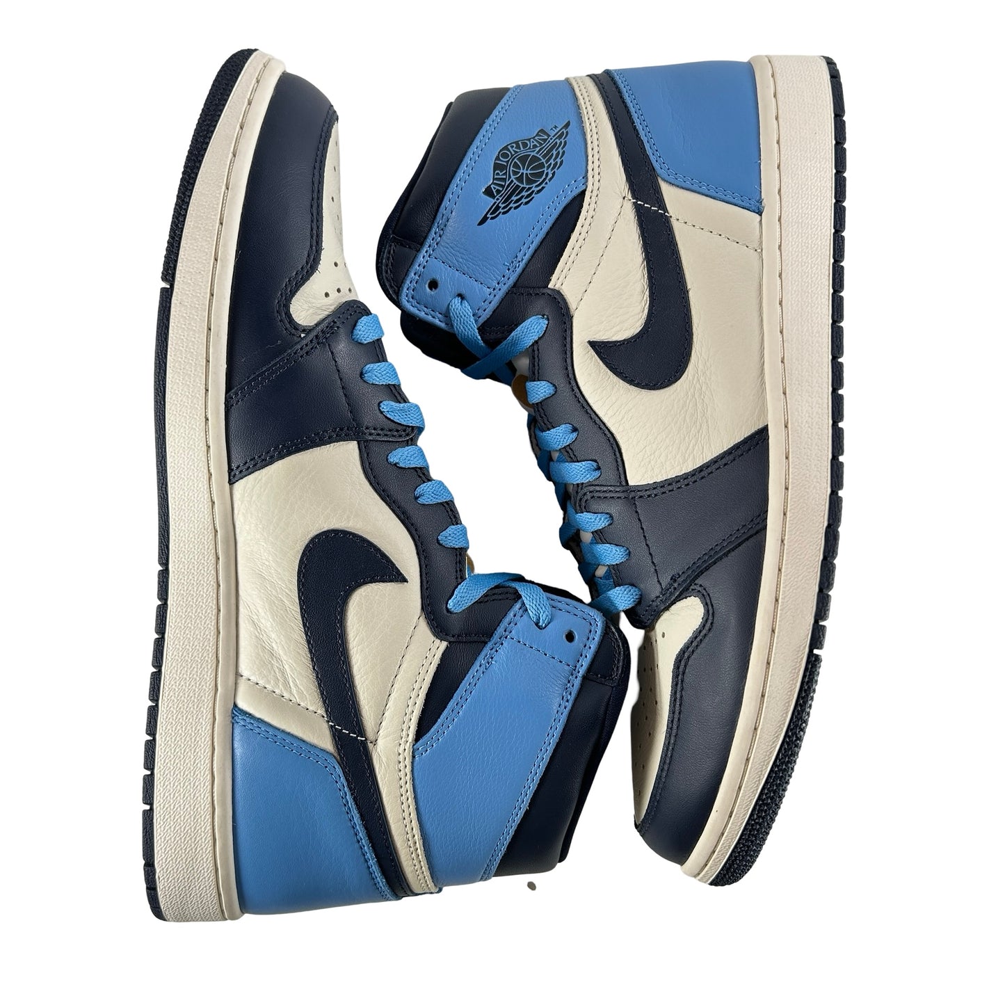 555088 140 Jordan 1 Retro High Obsidian [USED] - 13 M (Used4)