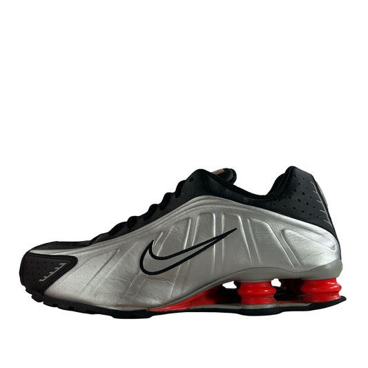 HQ1988 002 Nike Shox R4 Black Metallic Silver (2025) [USED] - 11 M (Used) (Replace Box)