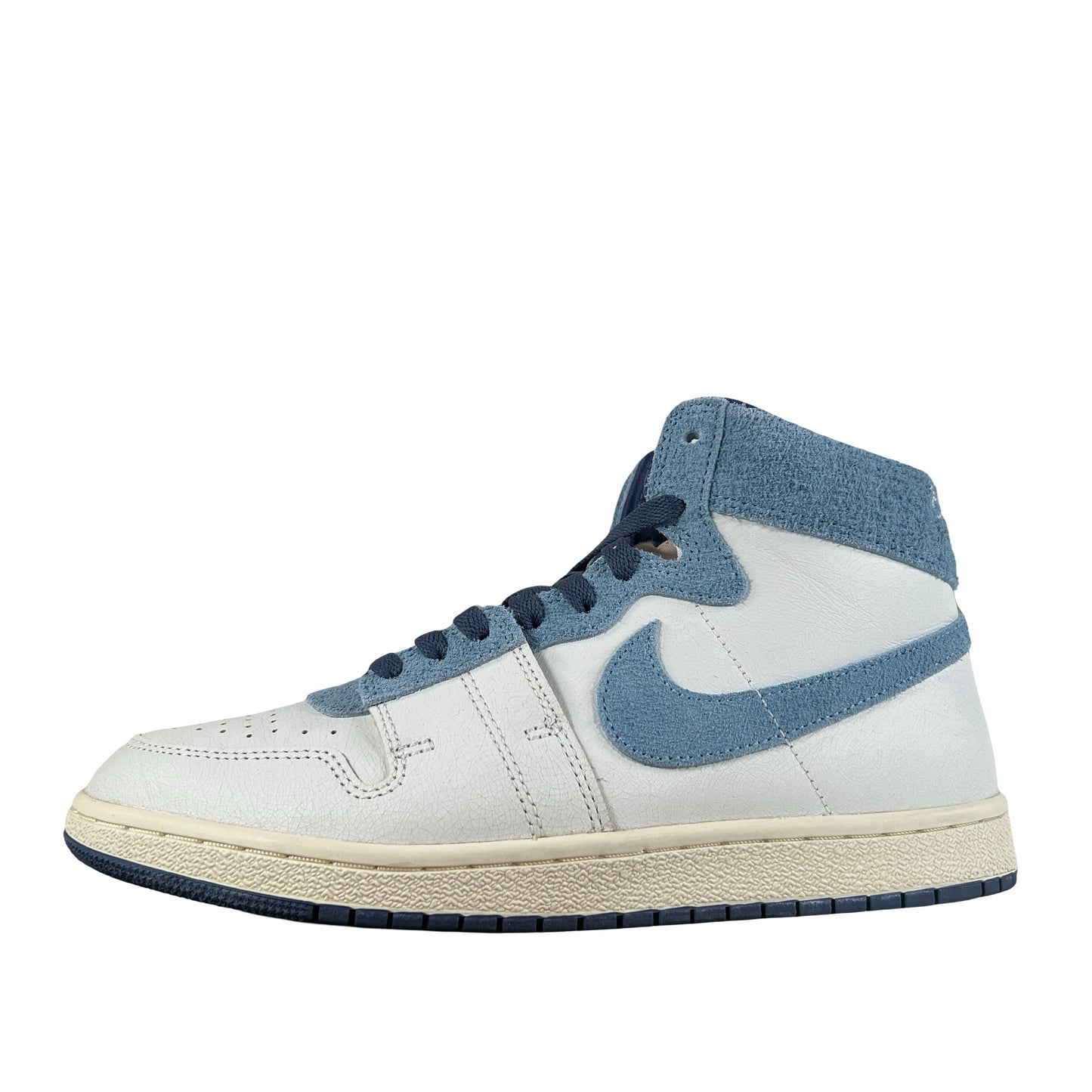 DZ347 104 Nike Jordan Air Ship PE SP Every Game Diffused Blue [USED] - 9 M (Used)