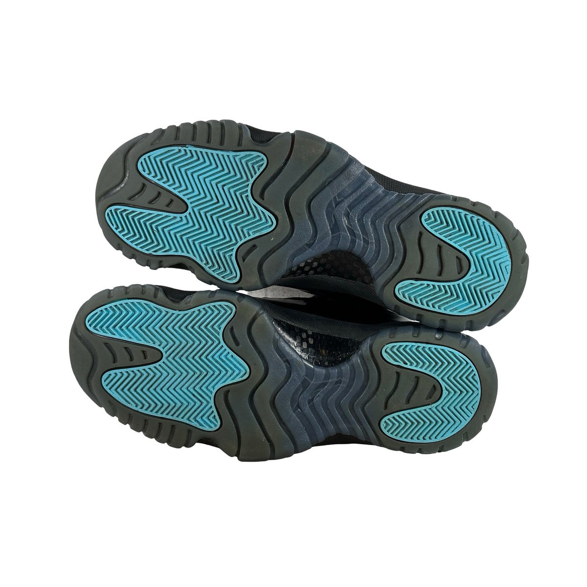 CT8012 047 Jordan 11 Retro Gamma Blue (2025) [USED] - 9.5 M (Used19)