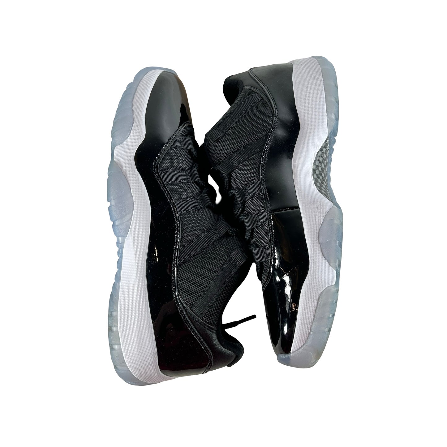 FV5104 004 Jordan 11 Retro Low Space Jam [USED] - 9.5 M (Used4)