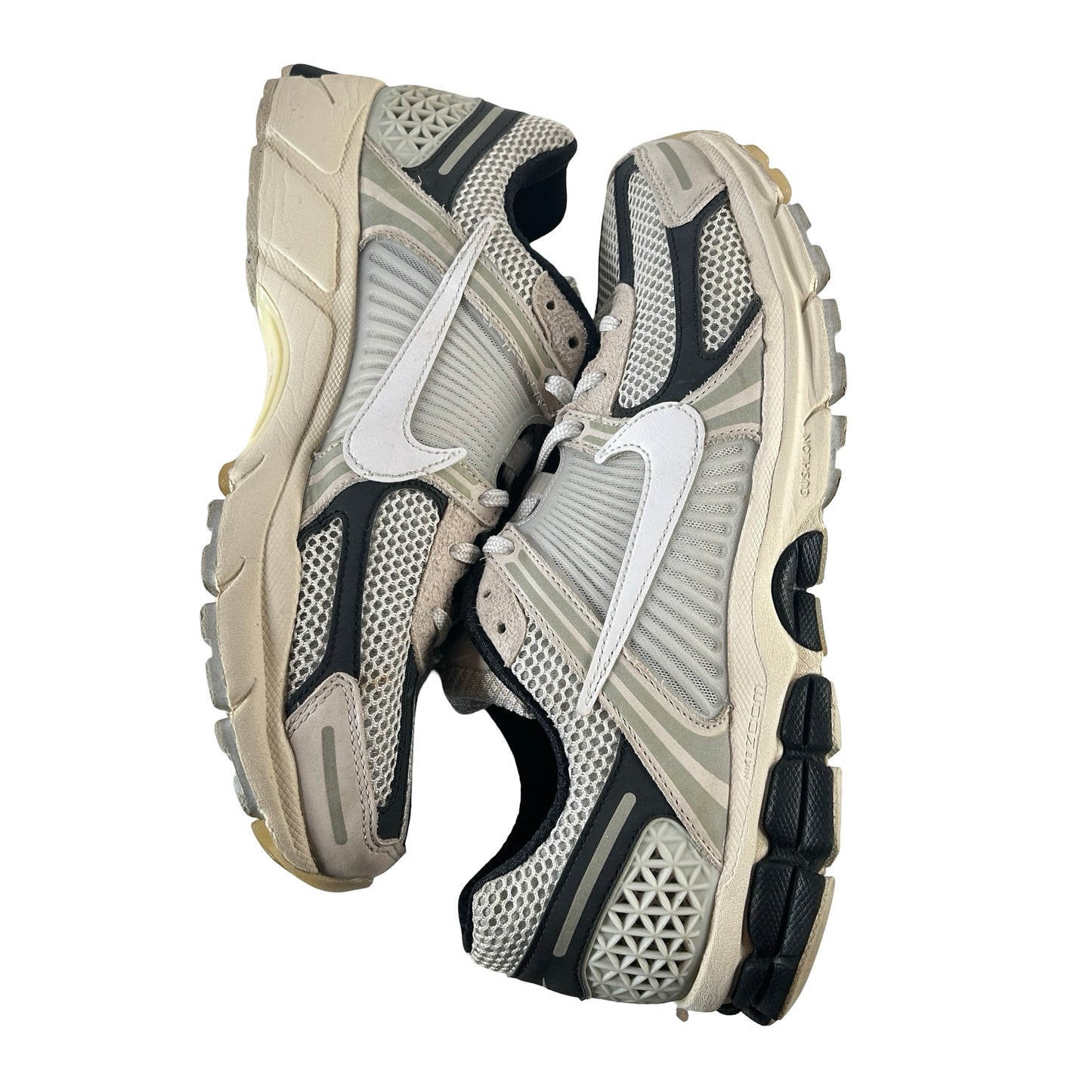 FN7649 110 Nike Zoom Vomero 5 Supersonic Light Bone Black [USED] - 11 M (Used2)