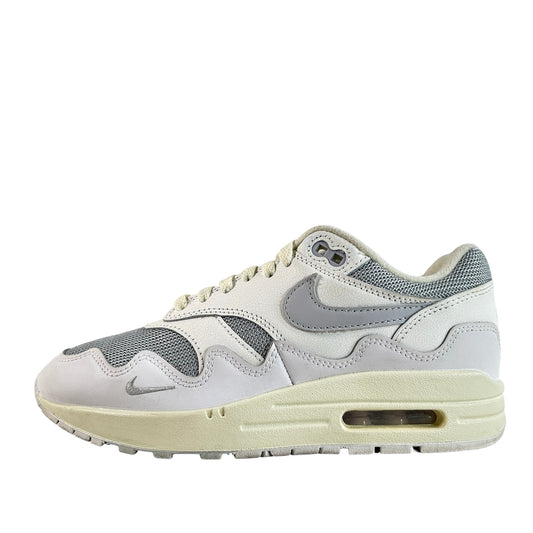 DQ0299 100 Nike Air Max 1 Patta Waves White [USED] - 5.5 M (Used)