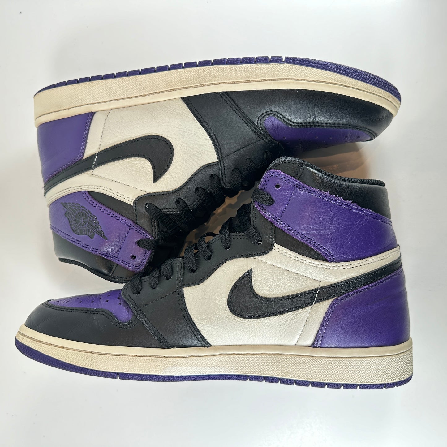 555088 501 Jordan 1 Court Purple [USED] - 11 M (Used)