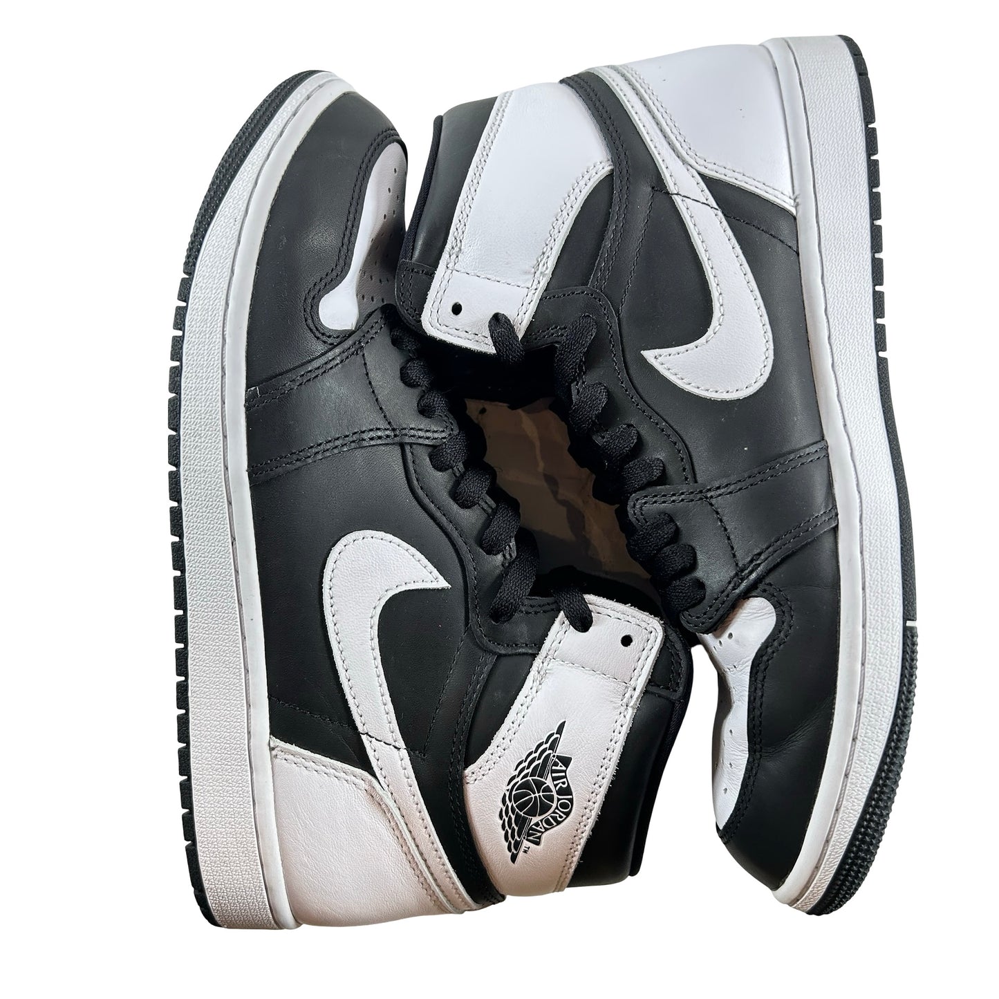 DZ5485 010 Jordan 1 Retro High OG Black White [USED] - 9.5 M (Used)