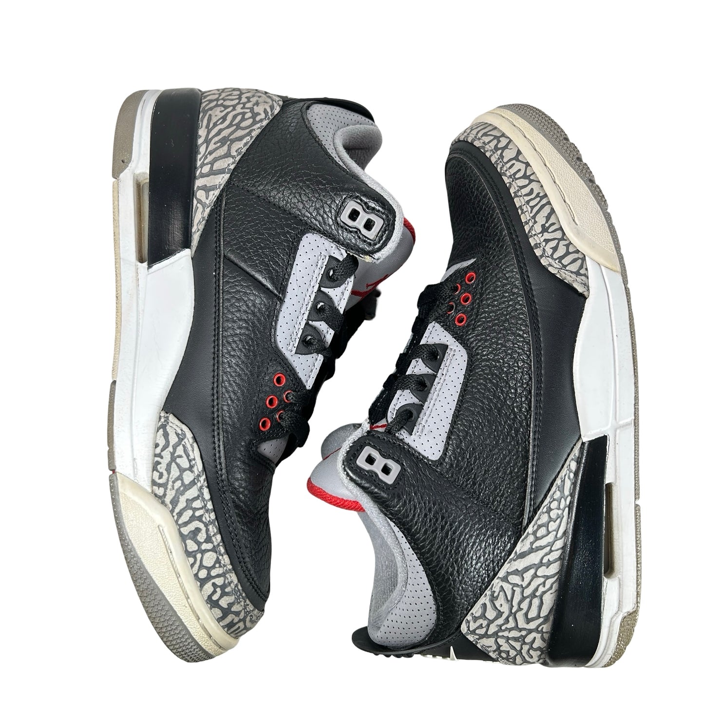 854262 001 Jordan 3 Black Cement 2018 [USED] - 8 M (Used4)