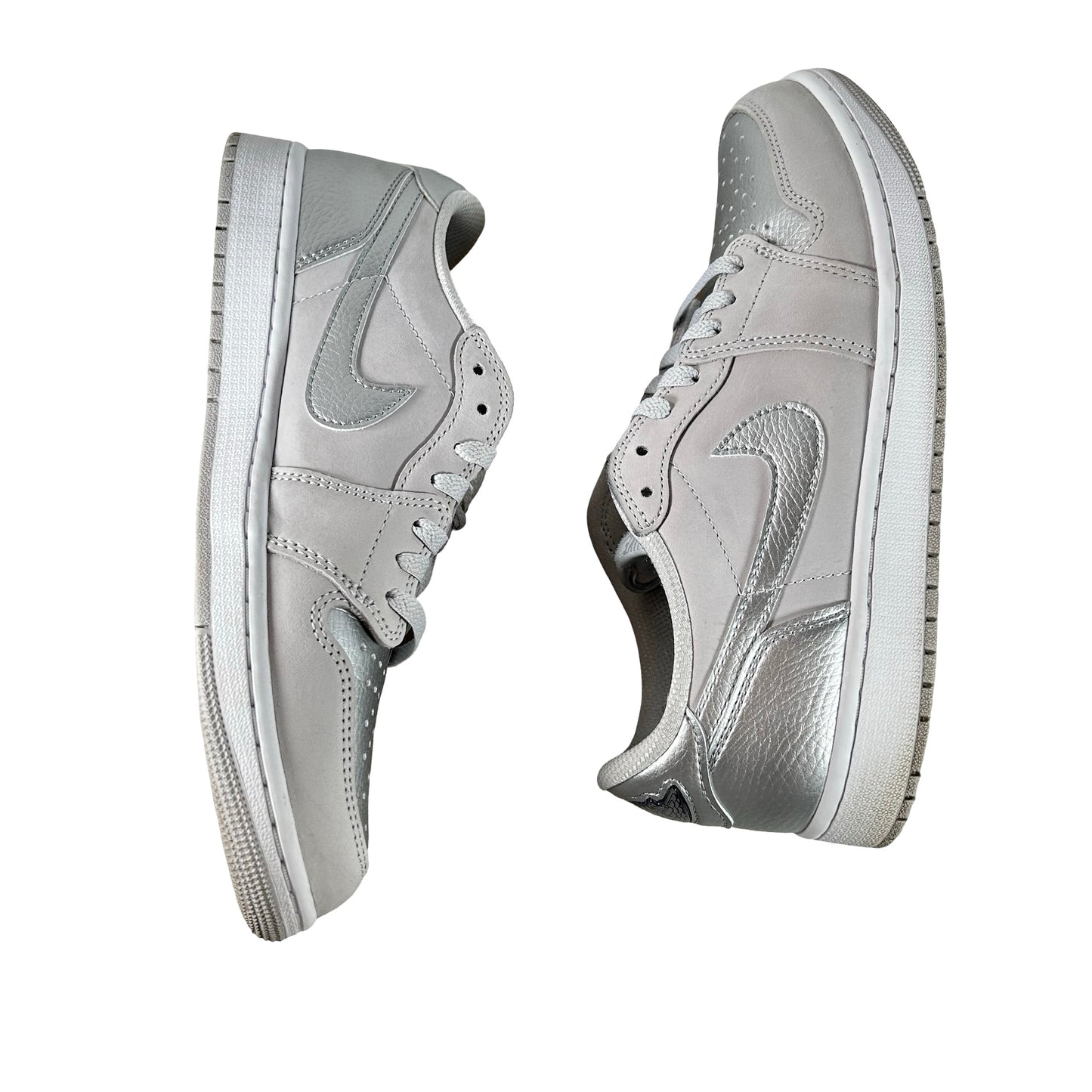 CZ0790 002 Jordan 1 Low OG Metallic Silver[USED] - 10 M (Used)