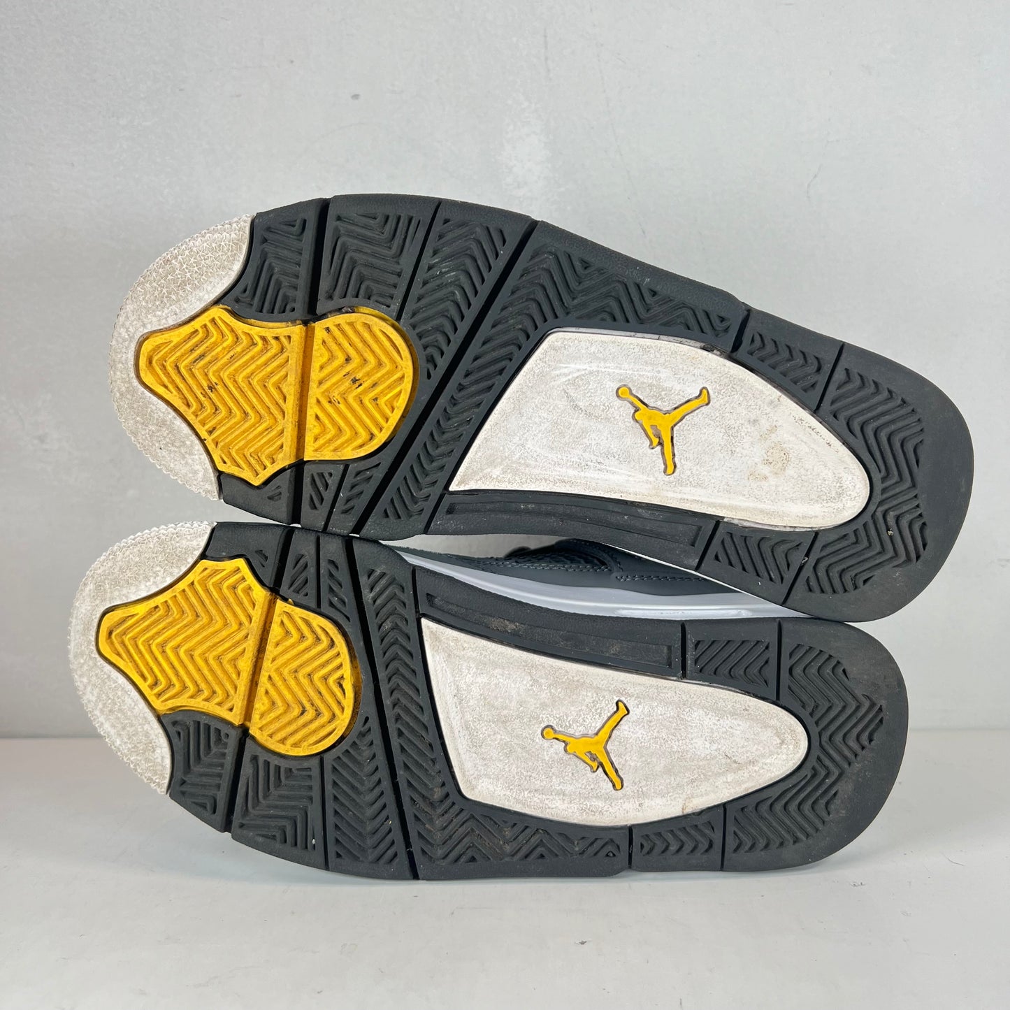 408452 007 Jordan 4 Retro Gris frío (2019) (GS)