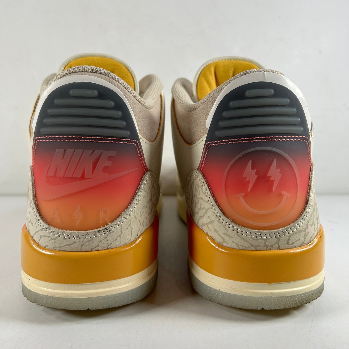 FN0344 901 Jordan 3 Retro SP J Balvin Medellin [USED] - 13 M (Used) (Replace Box)