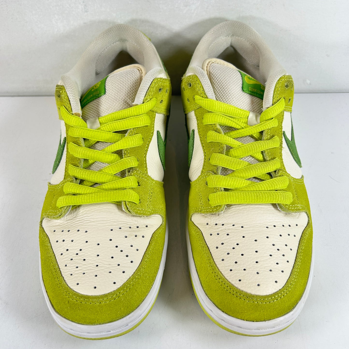 DM0807 300 Nike SB Dunk Low Green Apple [USED] - 8 M (Used)