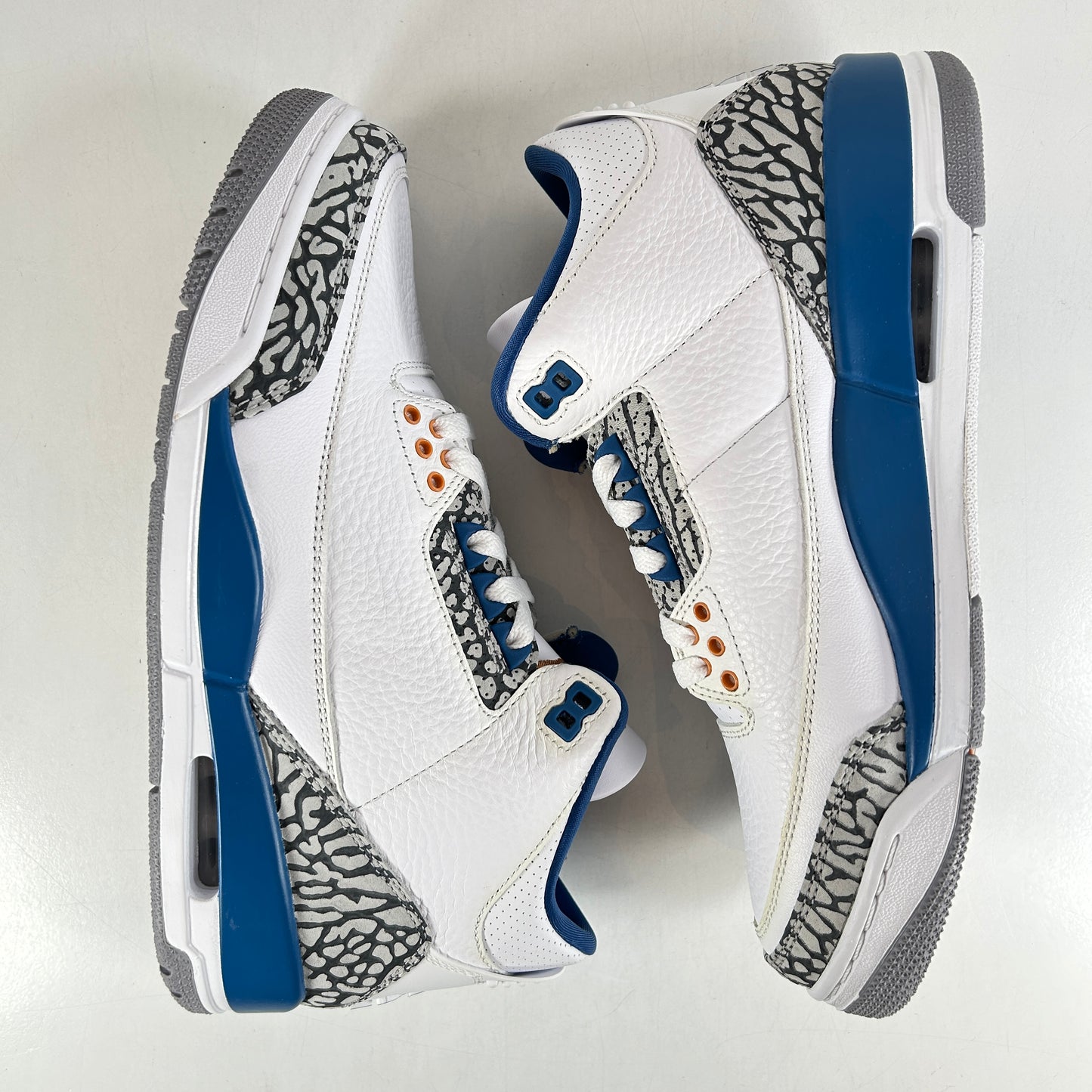 CT8532 148 Jordan 3 Retro Wizards [CONDITIONAL] - 8.5 M (Yellowing)