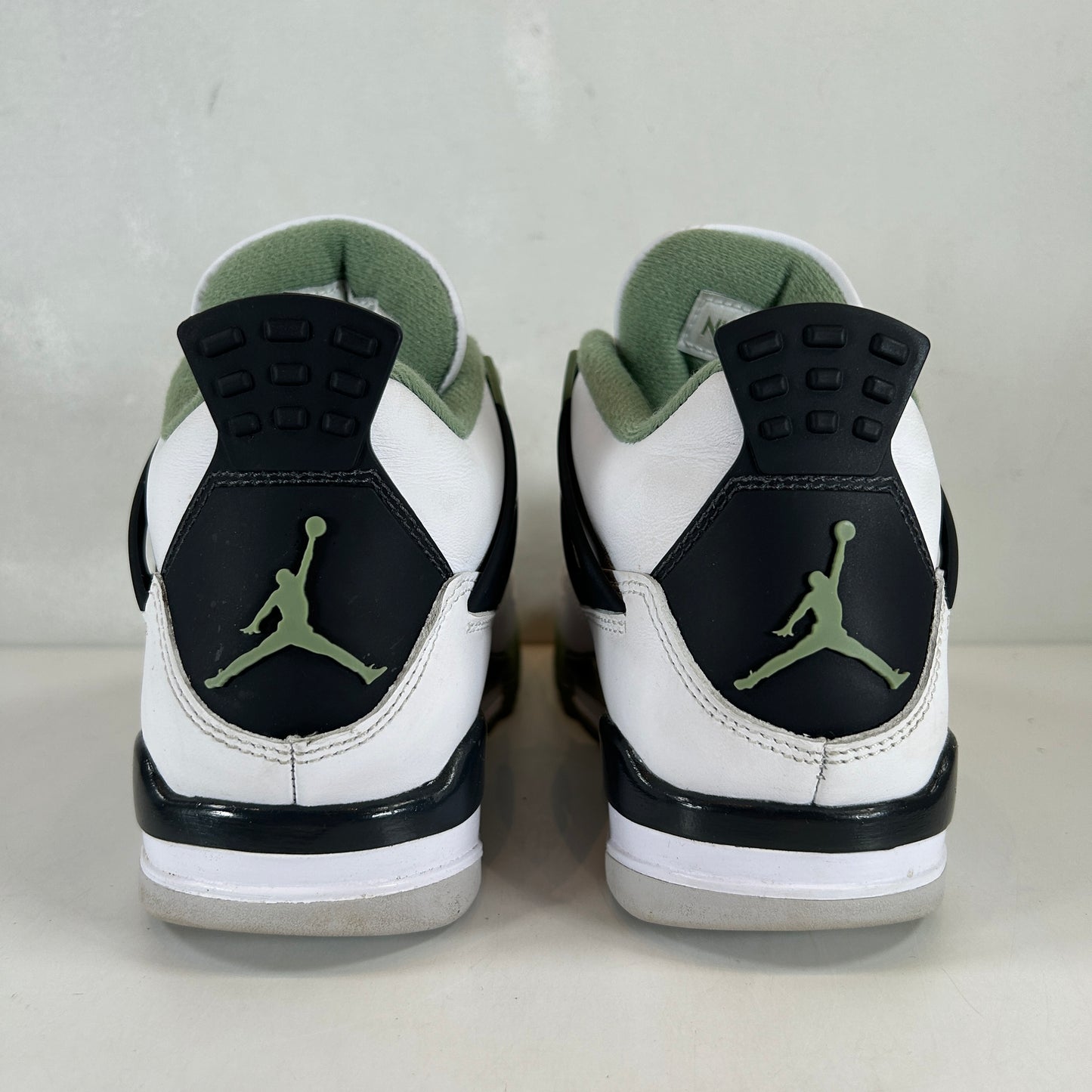 AQ9129 103 Jordan 4 Retro Seafoam (W) [USED] - 6 W (Used)