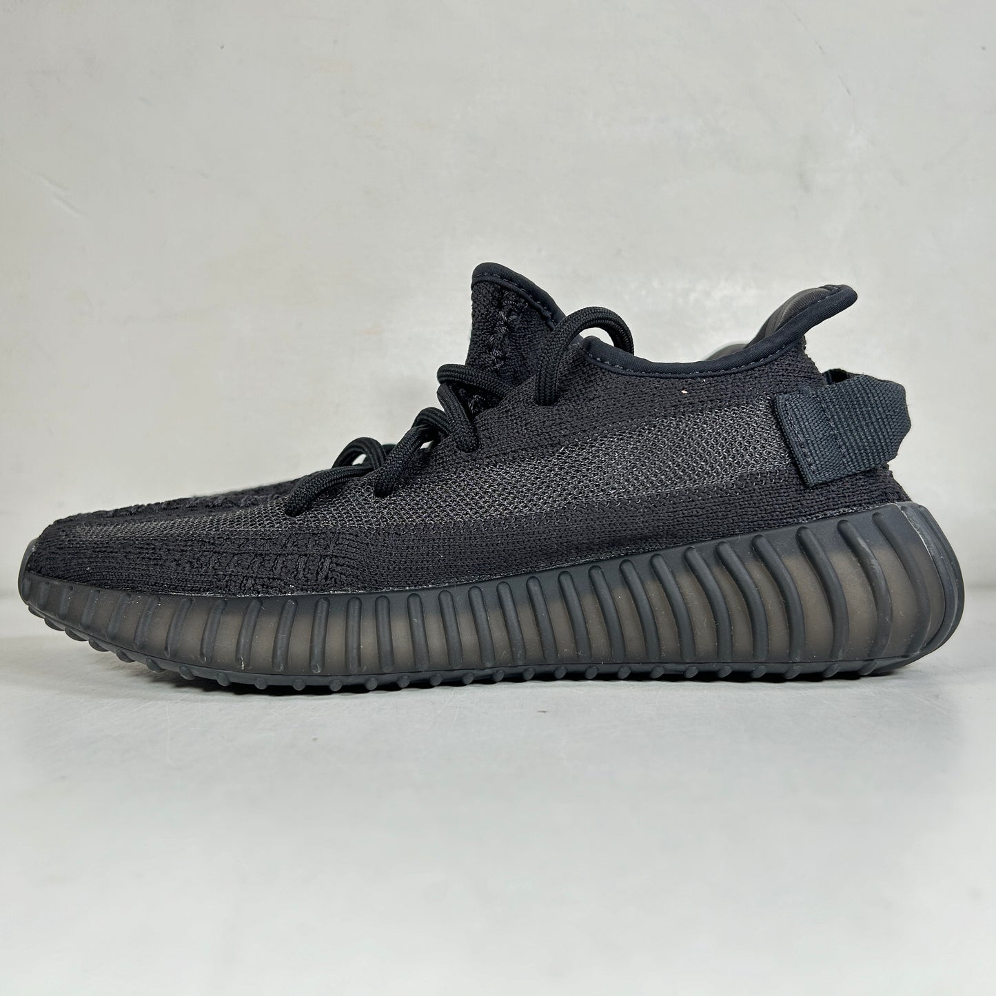 HQ4540 Adidas Yeezy Boost 350 V2 Onyx [USED] - 4.5 M (Used)