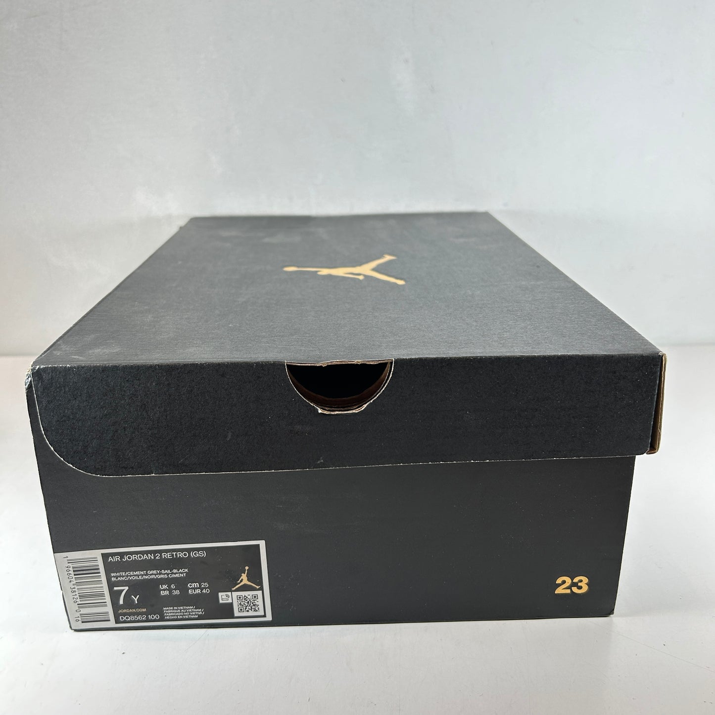 DQ8562 100 Jordan 2 Retro Cement Grey (GS) [USED]- 7Y (Used)
