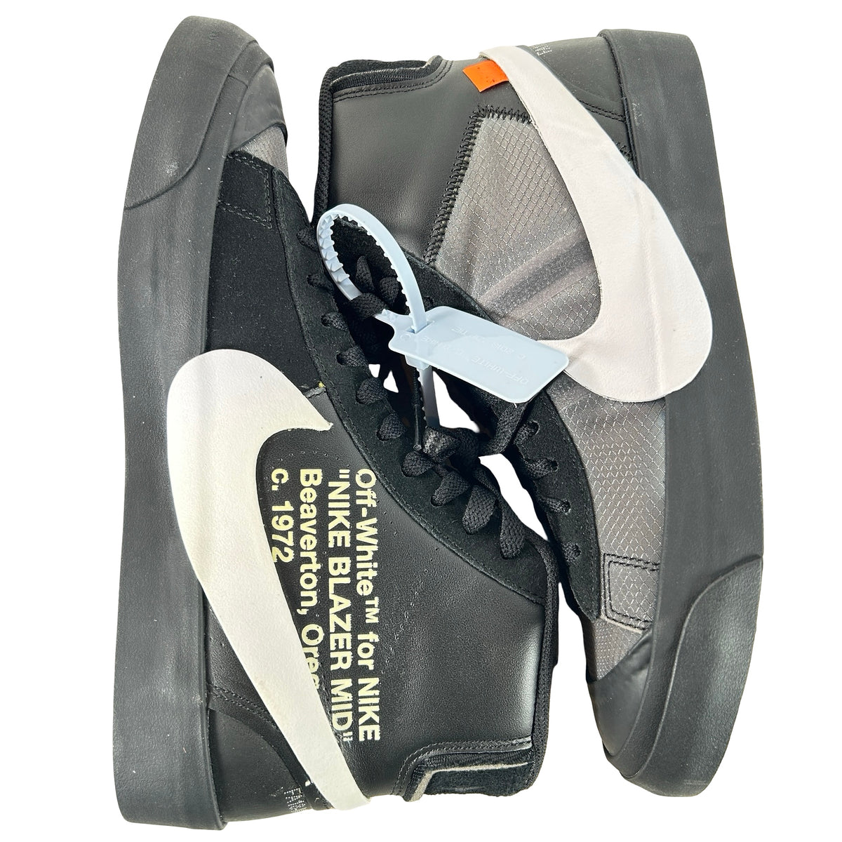 AA3832 001 Nike Blazer Off-White Black - 8.5 M (Yellowing)