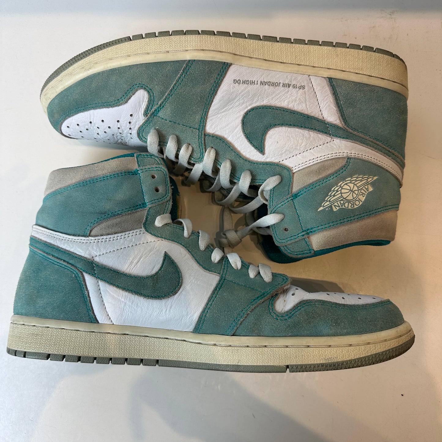 555088 311 Jordan 1 Turbo Green [USED] - 11.5 M (Used) (No Box)