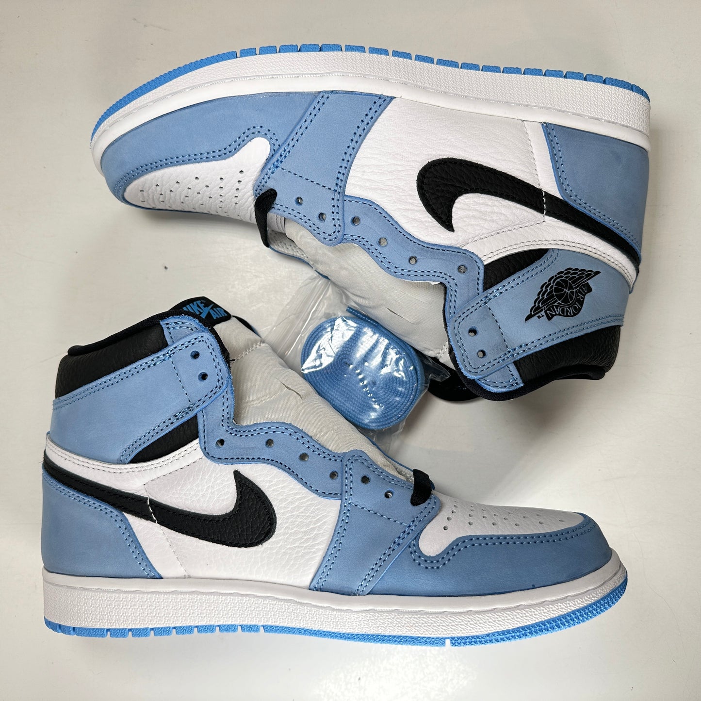 555088 134 Jordan 1 University Blue [CONDITIONAL] - 8 M (Mark on Toe Boxes)