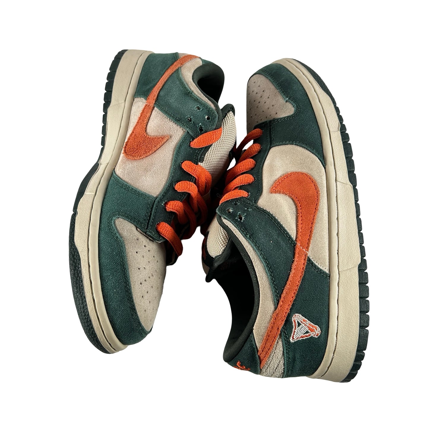 304292 185 Nike SB Dunk Low Eire [USED] - 7.5 M (Used)