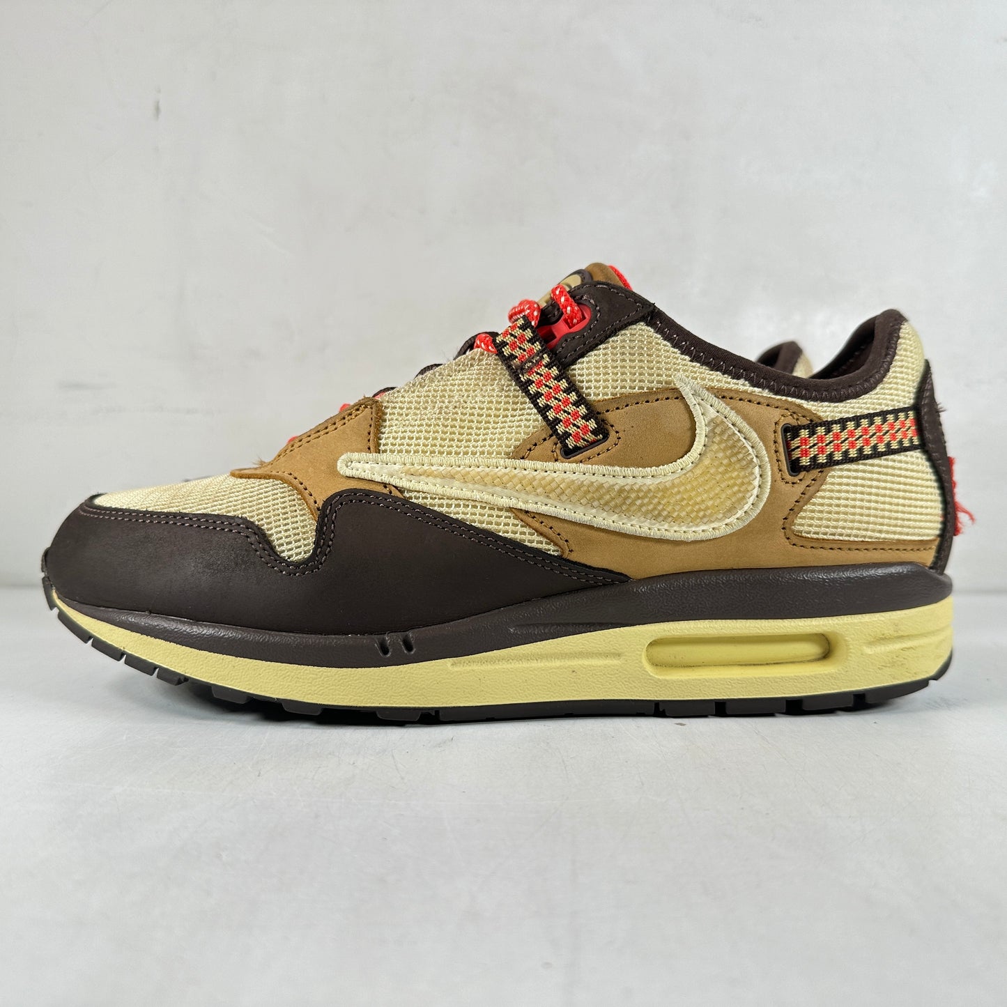 DO9392 200 Nike Air Max 1 Travis Scott Brown [USED] - 8.5 M (Used)