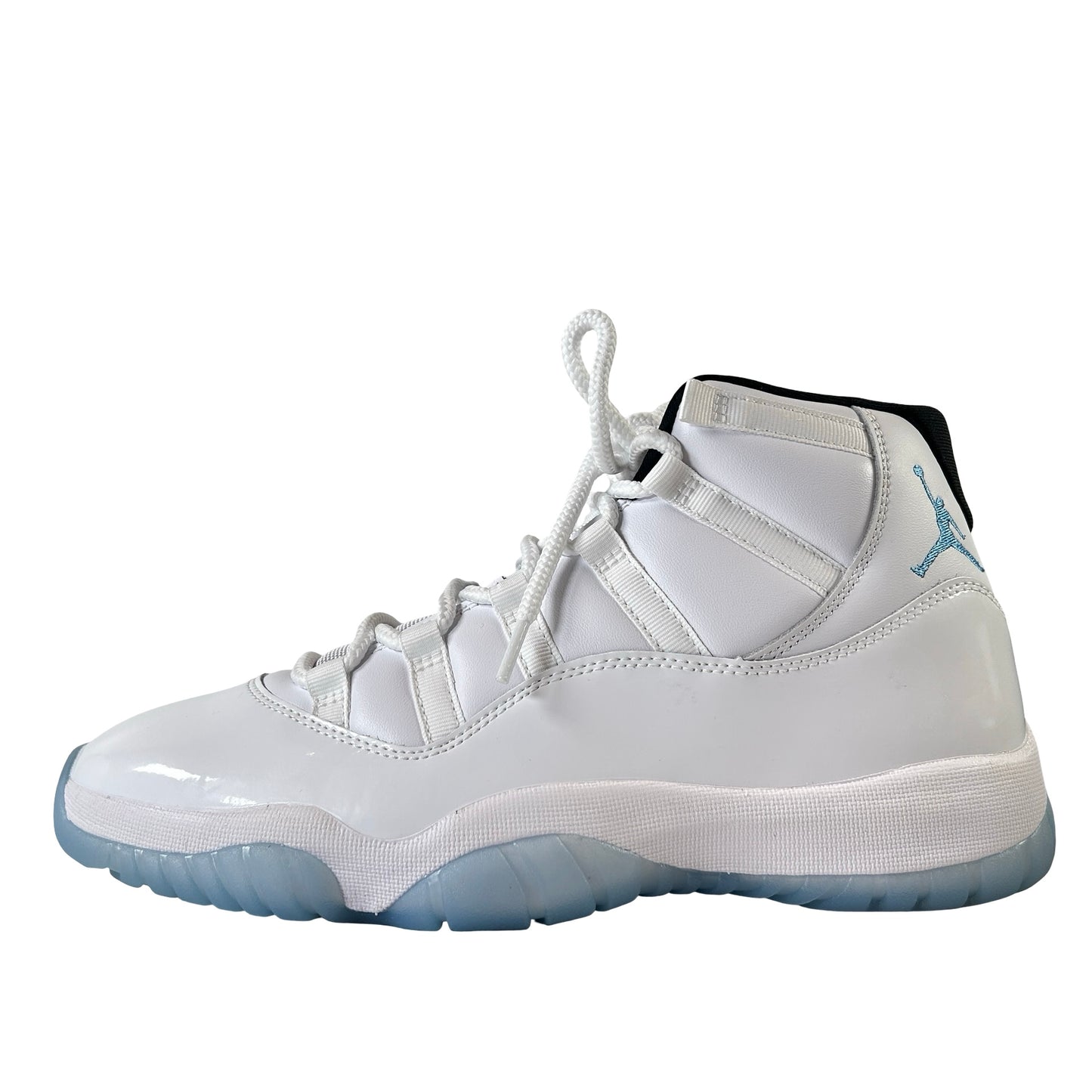 CT8012 104 Jordan 11 Retro Legend Blue (2024) [CONDITIONAL] - 10 M (Scuff)