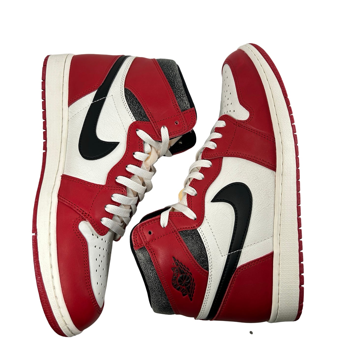 DZ5485 612 Jordan 1 Retro High OG Chicago Lost and Found [USED] - 13 M (VNDS)